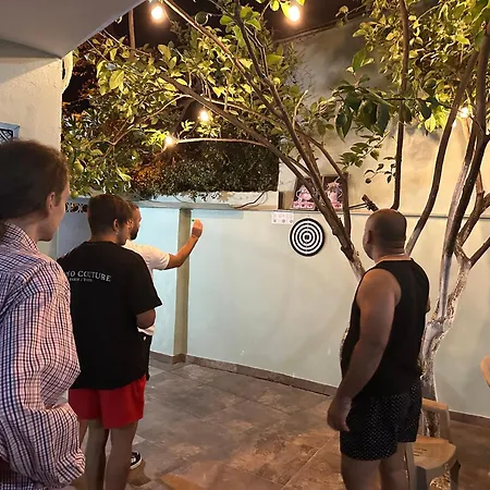 Lemon Breeze Hostel
